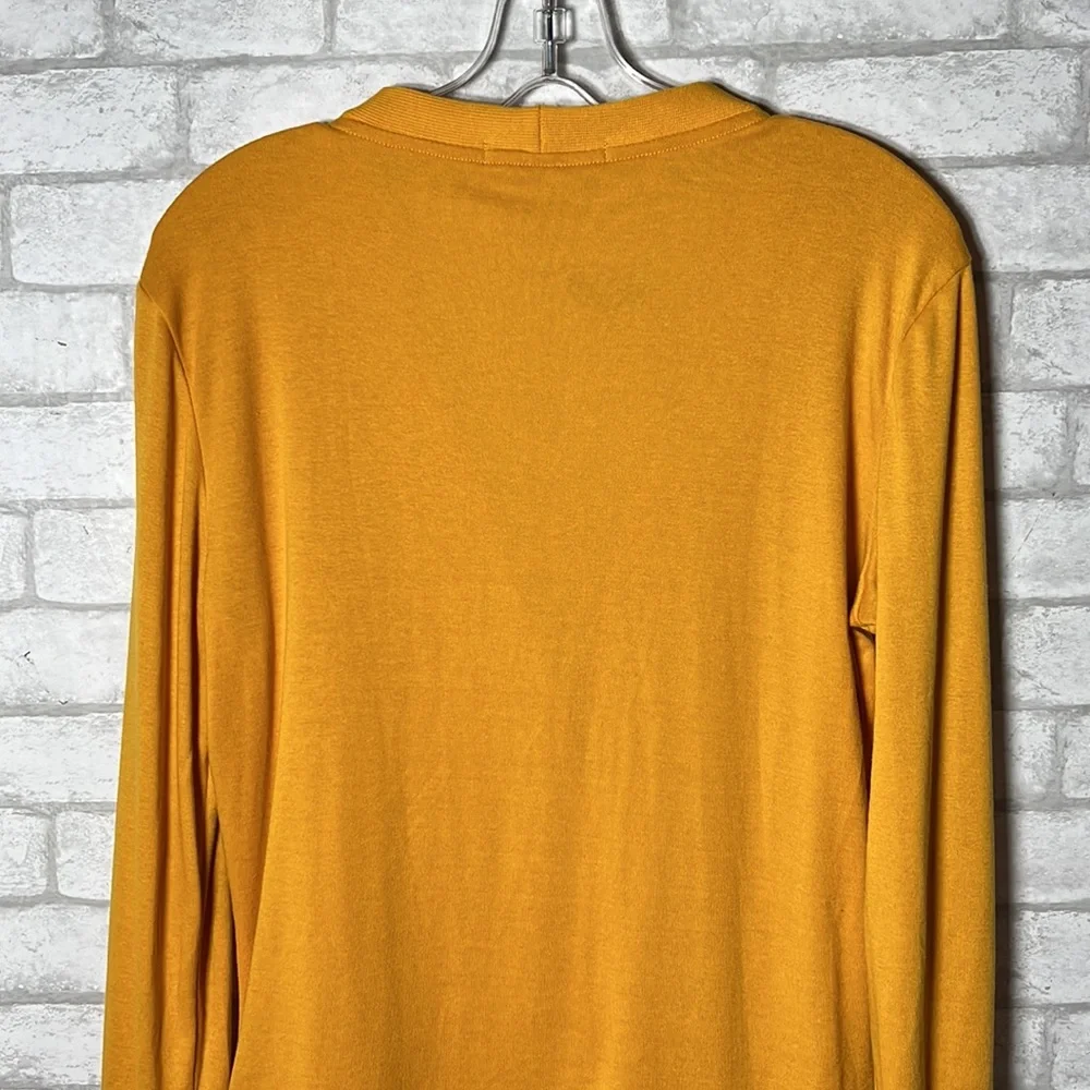 Nenona button down cardigan size medium - Picture 10 of 11